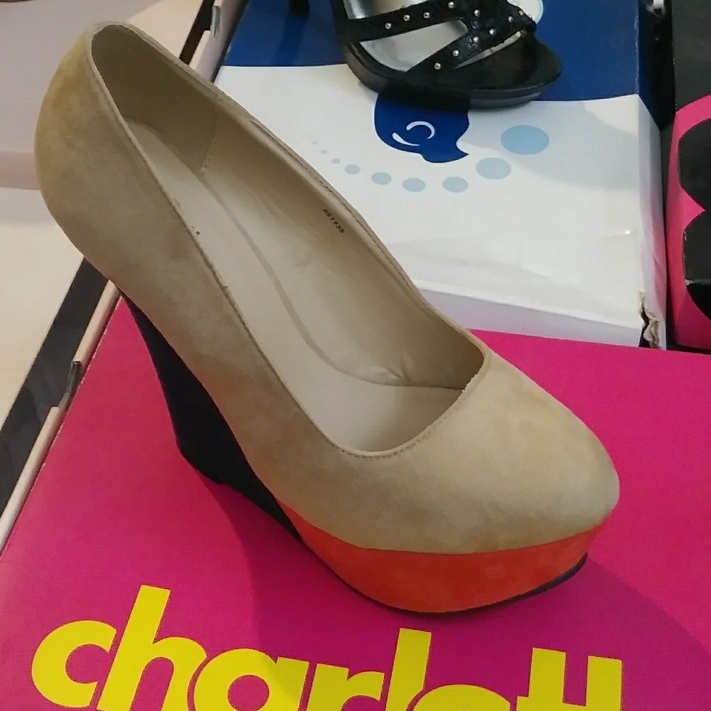 Wedges multi colored